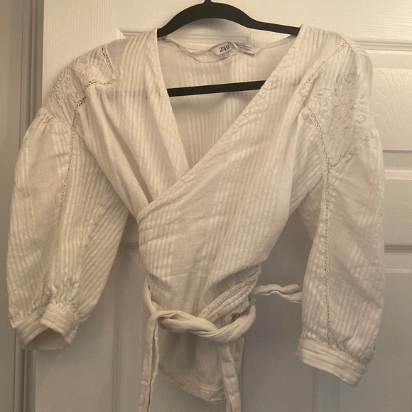 Cute Zara Wrap Shirt - Picture 1 of 3